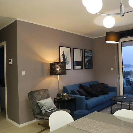 Apartment Ambassador *