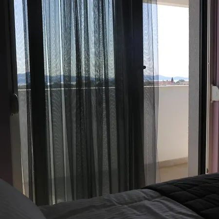 Ambassador 자다르